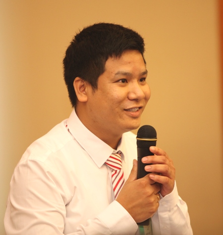 PGS.TS. Lê Trung Thành với chuyên đề ứng dụng kết quả KH&CN vào giảng dạy đại học.
