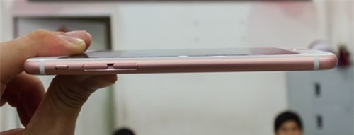 Cận cảnh iPhone 6S màu hồng đầu tiên tại TP.HCM - ảnh 4