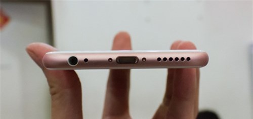 Cận cảnh iPhone 6S màu hồng đầu tiên tại TP.HCM - ảnh 5