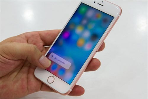 Cận cảnh iPhone 6S màu hồng đầu tiên tại TP.HCM - ảnh 7