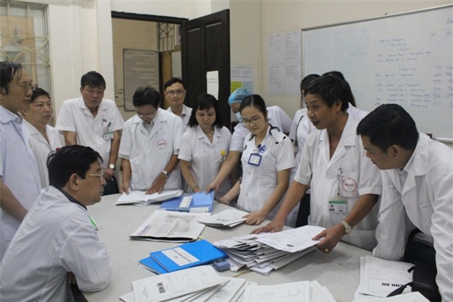 Nóng: Nhiều người Hà Nội nhập viện vì sốt xuất huyết Dengue