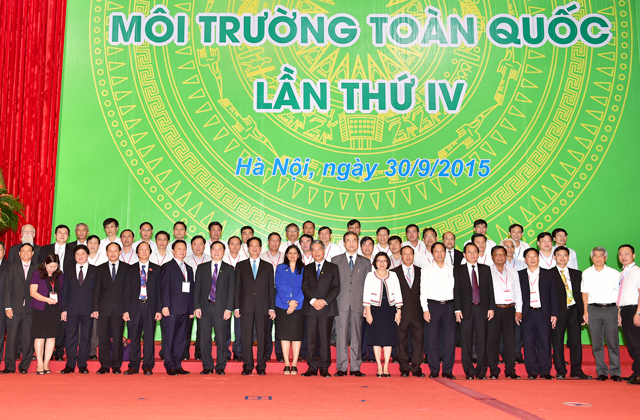 Thủ tướng Nguyễn Tấn Dũng và các đại biểu dự Hội nghị. Ảnh: VGP/Nhật Bắc.