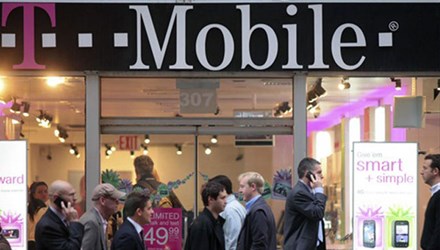 T-Mobile hiện là nhà mạng lớn thứ 3 tại Mỹ. Ảnh: Bloomberg.