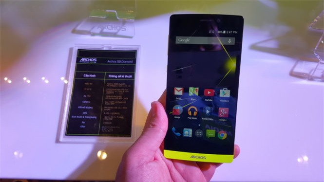 Archos 50 Diamond, smartphone cao cấp nhất của Archos ra mắt trong tháng 10 - Ảnh: Phong Vân