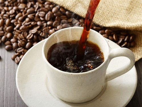Một tách cà phê vào buổi sáng chắc chắn mang lại những lợi ích tuyệt vời vào buổi tối - Ảnh: Shutterstock