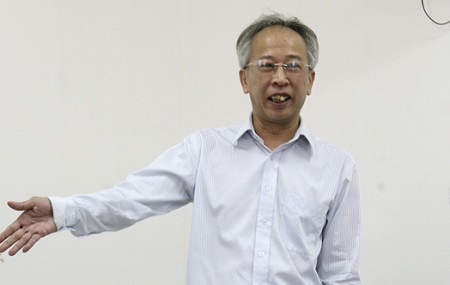 TS Nguyễn Long - Chủ tịch Hội đồng giám khảo lĩnh vực CNTT.