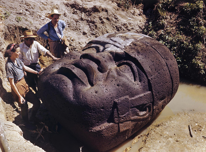 Đầu lâu đá khổng lồ của nền văn minh Olmec. Ảnh: Reddit.com