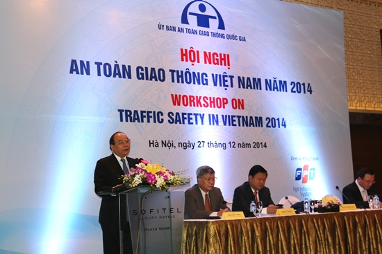 Phó Thủ tướng Nguyễn Xuân Phúc phát biểu tại Hội nghị