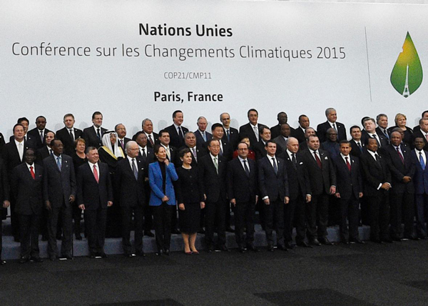 Các nhà lãnh đạo chụp ảnh chung tại Hội nghị COP 21
