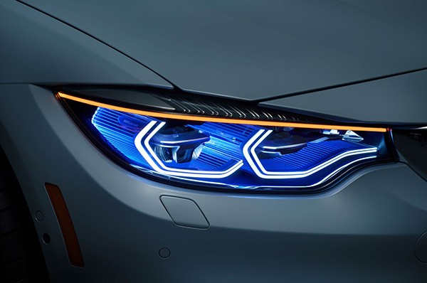 Đèn pha LED là công nghệ mới và được trang bị ngày càng rộng rãi trên các mẫu xe ô tô ngày nay