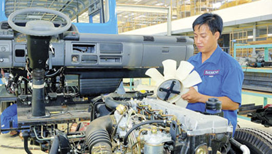 Việt Nam dần hướng đến chủ động trong chế tạo phụ tùng ô tô tải