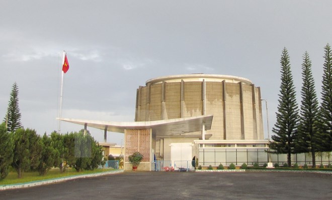 Việt Nam đã có kinh nghiệm 32 năm vận hành an toàn lò phản ứng hạt nhân Đà Lạt. (Ảnh: TTXVN)