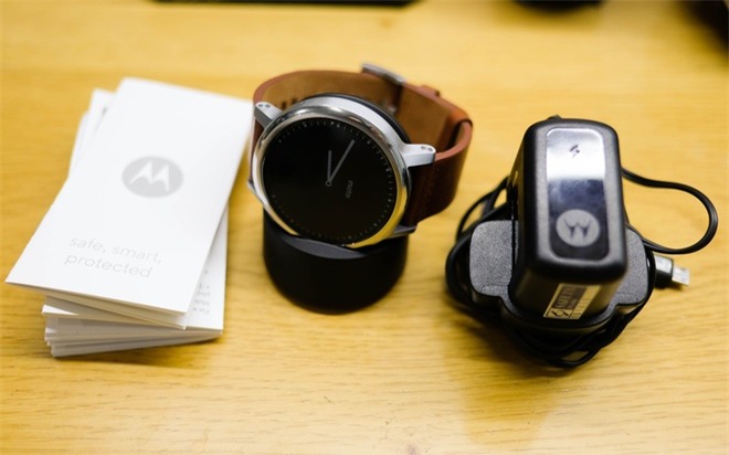 Smartwatch Moto 360 chính thức bán tại Việt Nam