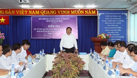 Ông Đinh La Thăng đặt mục tiêu biến TPHCM là 'thành phố công nghệ'.