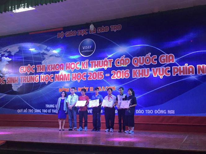 Lễ trao giải cho học sinh đoạt giải trong cuộc thi Khoa học kỹ thuật cấp quốc gia cho học sinh trung học năm học 2015-2016 khu vực phía nam