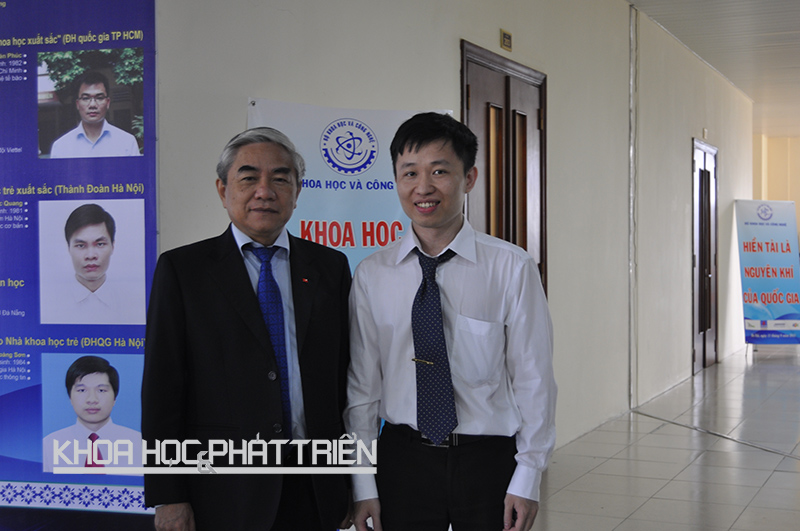 Nhà khoa học trẻ Nguyễn Đình Nam (phải) thể hiện khát vọng trở thành đại biểu Quốc hội khóa XIV.