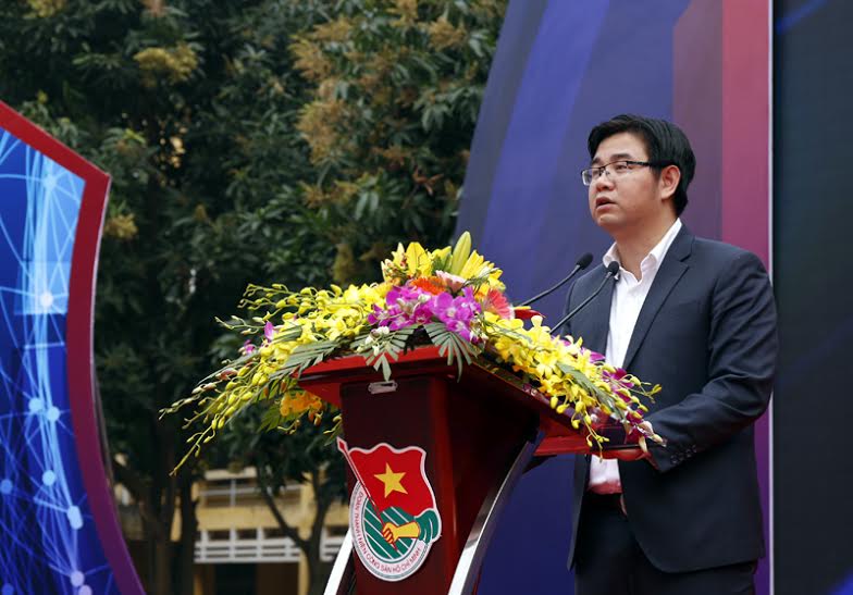 Anh Nguyễn Văn Thắng - UVBTV Trung ương Đoàn, Thành ủy viên, Bí thư Thành đoàn Hà Nội phát biểu tại Ngày hội