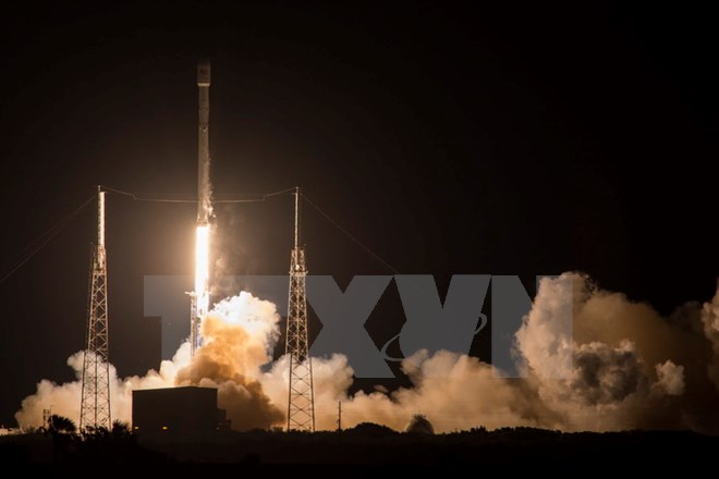 Tên lửa đẩy Falcon 9. (Nguồn: EPA/TTXVN)