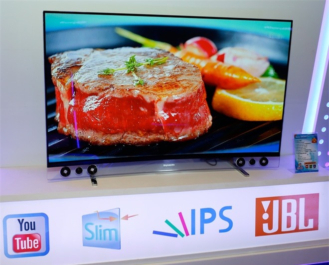 Smart TV màn hình 4K chạy hệ điều hành Linux
