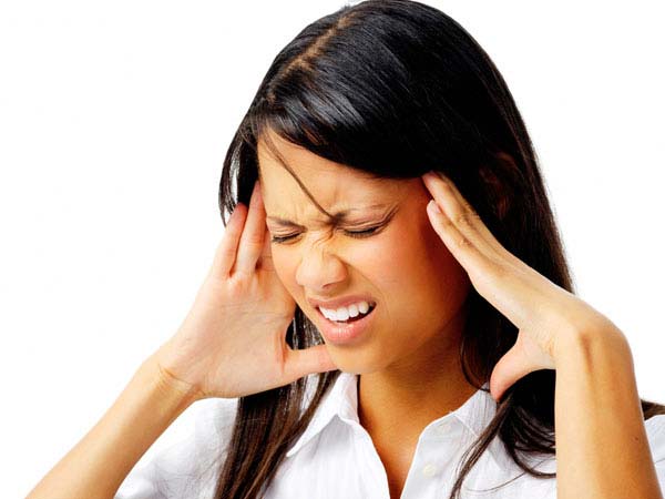 Đau đầu là biểu hiện phổ biến nhất của u não. Những cơn đau đầu thường xuyên và khủng khiếp xảy ra vào sáng sớm là dấu hiệu cảnh báo bạn nên đi khám.