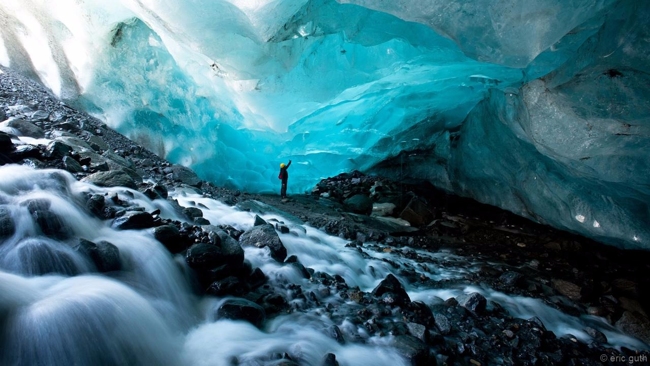 Động băng Mendenhall Glacier ở Alaska. Ảnh: Eric Guth