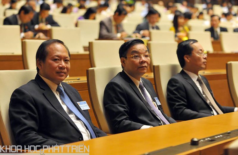 Bộ trưởng Thông tin và Truyền thông Trương Minh Tuấn tại phiên họp Quốc hội sáng 28/7.