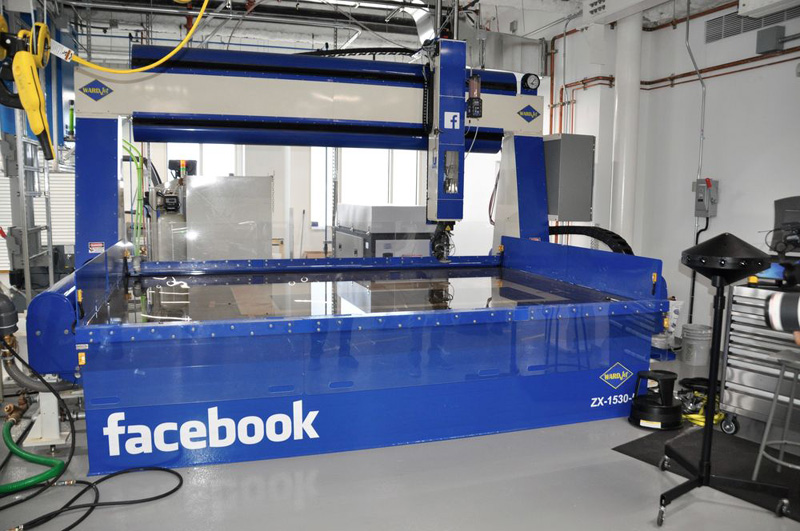 Facebook sẽ tập trung vào kĩ thuật điện, xưởng lắp ráp chế tạo mô hình thử nghiệm.