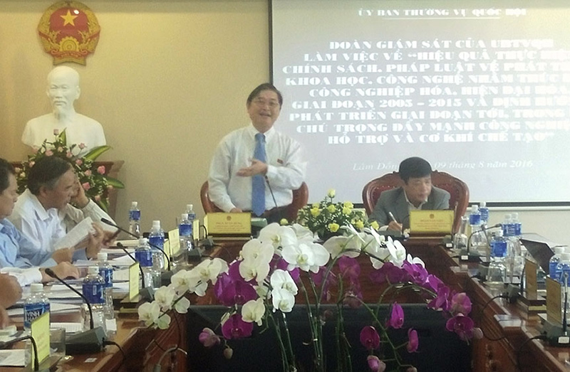 Đoàn giám sát của Ủy ban thường vụ Quốc hội làm với lãnh đạo tỉnh Lâm Đồng.
