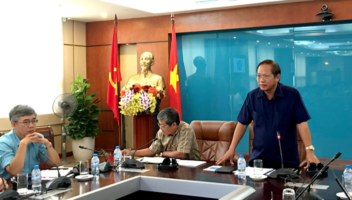Bộ trưởng Trương Minh Tuấn nhấn mạnh, ATTT là vấn đề rất lớn, mang tầm cỡ quốc gia chứ không phải của riêng bộ, ngành nào. Ảnh: T.C
