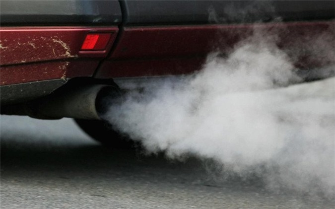 Nhiều tai nạn xảy ra khi ô nhiễm không khí nặng. 