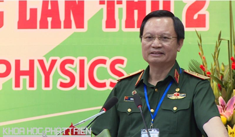Thiếu tướng Mai Hồng Bàng phát biểu tại hội nghị. Ảnh: Thu Hiền