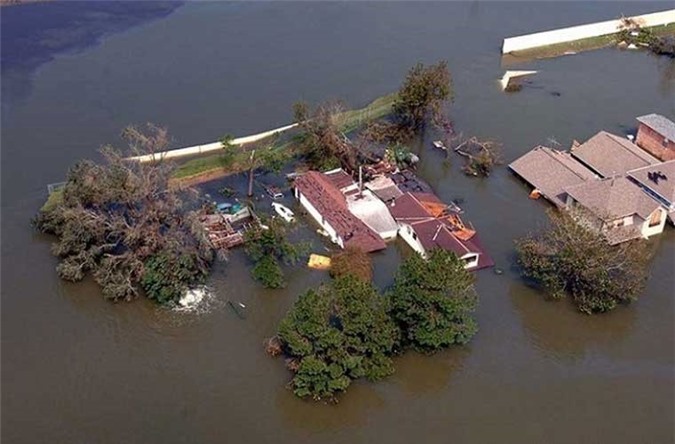 Bão Katrina hồi năm 2005 là cơn bão mạnh thứ 6 trong lịch sử từng đổ bộ vào nước Mỹ. 