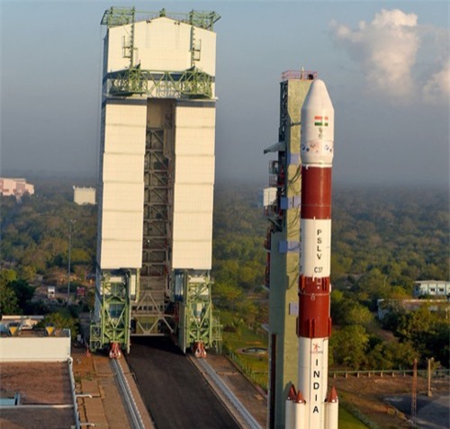 Ấn Độ định phóng một lần 104 vệ tinh - 1