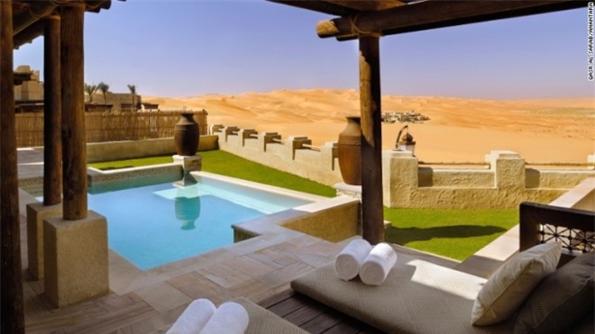 Khu nghỉ dưỡng trên sa mạc biệt lập lớn nhất thế giới