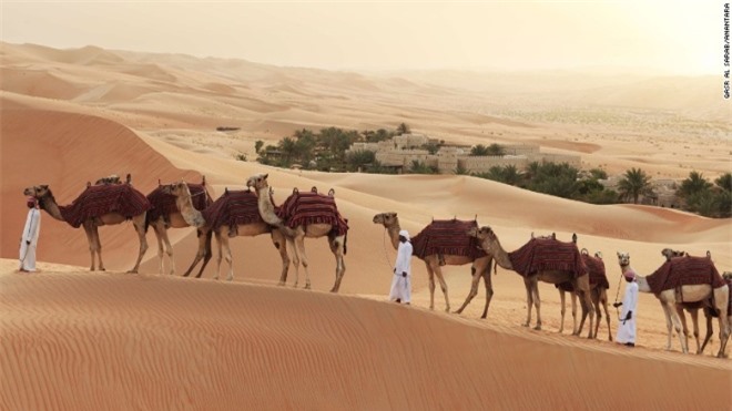 Khu nghỉ dưỡng trên sa mạc biệt lập lớn nhất thế giới