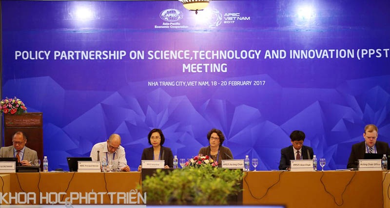 Đoàn chủ tịch điều hành cuộc họp Đối tác chính sách về khoa học, công nghệ và sáng tạo (PPSTI - 9) tại TP Nha Trang ngày 19/2.