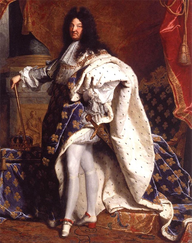 Những cái 'tật' lập dị của Louis XIV - Ông vua chỉ tắm 3 lần trong đời - anh 1