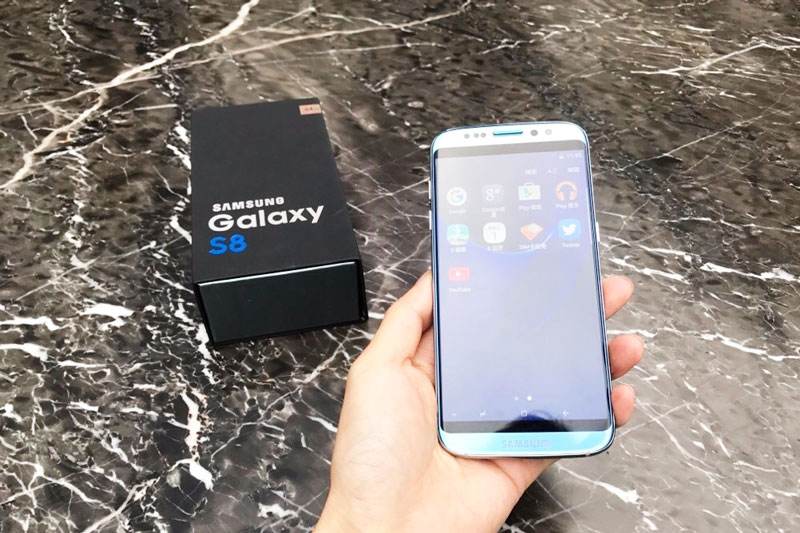 Samsung Galaxy S8 loại bỏ nút Home.