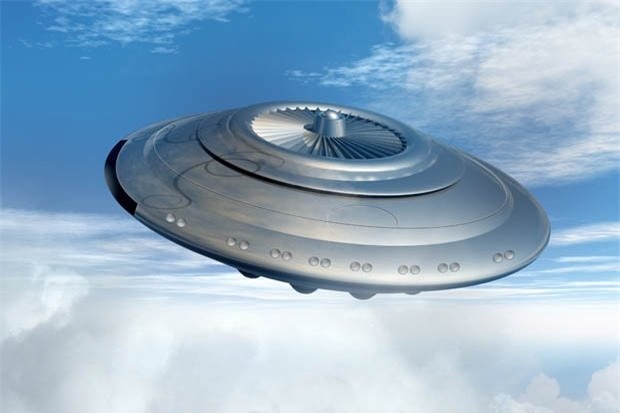 UFO xuất hiện nhiều làm dấy lên lo ngại người ngoài hành tinh xâm lăng Trái Đất.