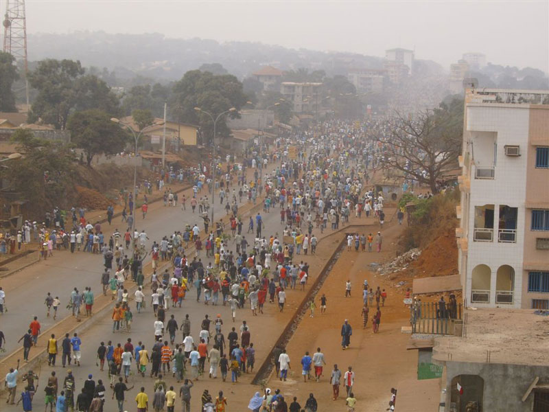 10. Conakry. Là Thủ đô của Guinee. Thành phố phải gánh chịu hậu quả nặng nề của nạn bạo lực, biểu tình, đình công... 