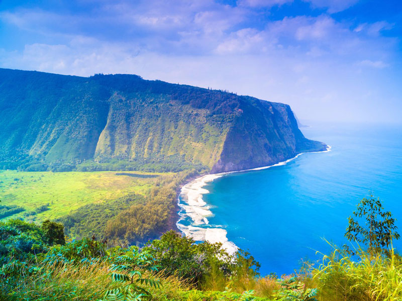 3. Hawaii. Đảo núi lửa và là đảo cực Đông và cực Nam trong chuỗi đảo của quần đảo Hawaii tại Bắc Thái Bình Dương. Về mặt hành chính, đảo được quản lý như các Quận Hawaii thuộc tiểu bang Hawaii. quận lỵ là Hilo, Mỹ.
