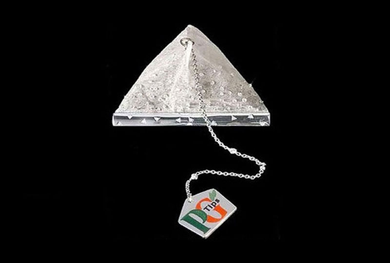 2. Túi trà PG Tips Diamond - giá: 15.000 USD/1túi (tương đương 340,80 triệu đồng).