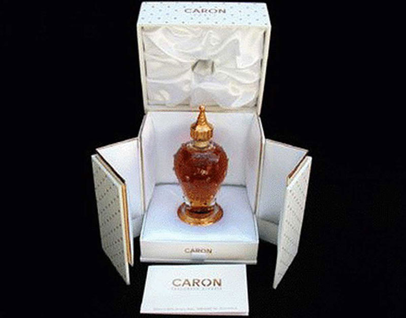 2. Caron’s Poivre - giá: 2.000 USD (tương đương 45,44 triệu đồng). 