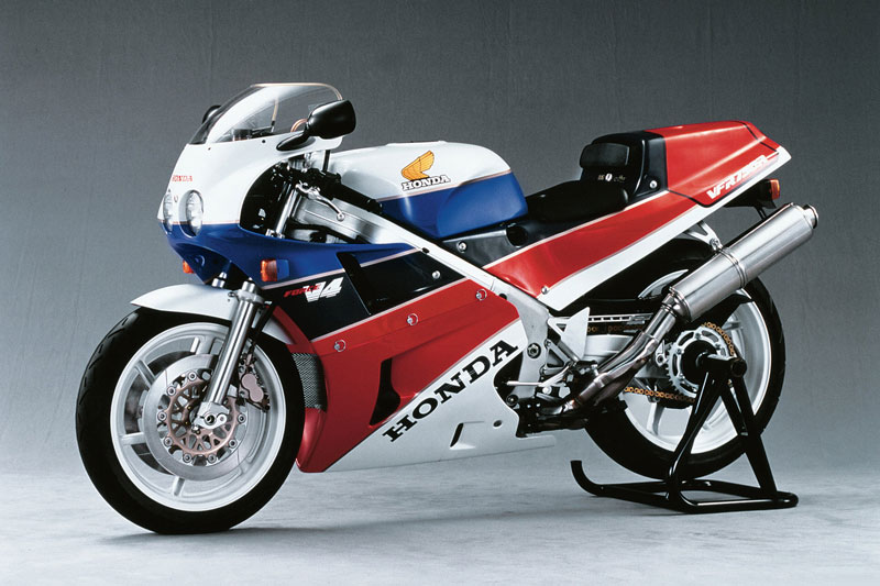 2. Honda RC30 1988.