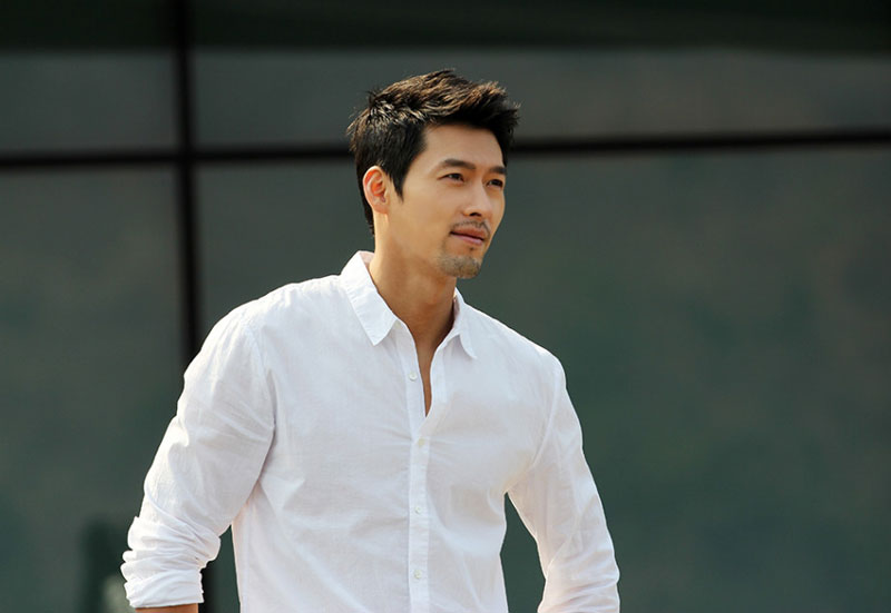6. Hyun Bin. Sinh năm 1982 tại Thủ đô Seoul, Hàn Quốc. Anh được chú ý khi đóng trong vai chính trong bộ phim truyền hình “Tên tôi là Kim Sam Soon” (2005) và “Secret Garden” (2010-2011).