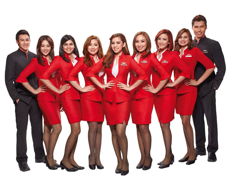 7. Air Asia. Hãng hàng không giá rẻ có trụ sở ở Kuala Lumpur, Malaysia. Trên máy bay, không khó khăn để ngắm nhìn những cô tiếp viên nóng bỏng và thân thiện.