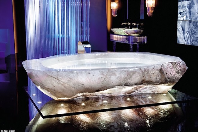 Bồn tắm triệu đô dành riêng giới nhà giàu ở Dubai