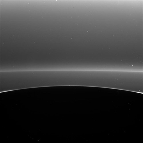 Những hình ảnh chưa từng thấy về vành đai của Sao Thổ - 7