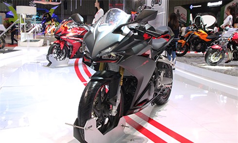 sportbike-honda-cbr250rr-2017-dau-tien-ve-viet-nam