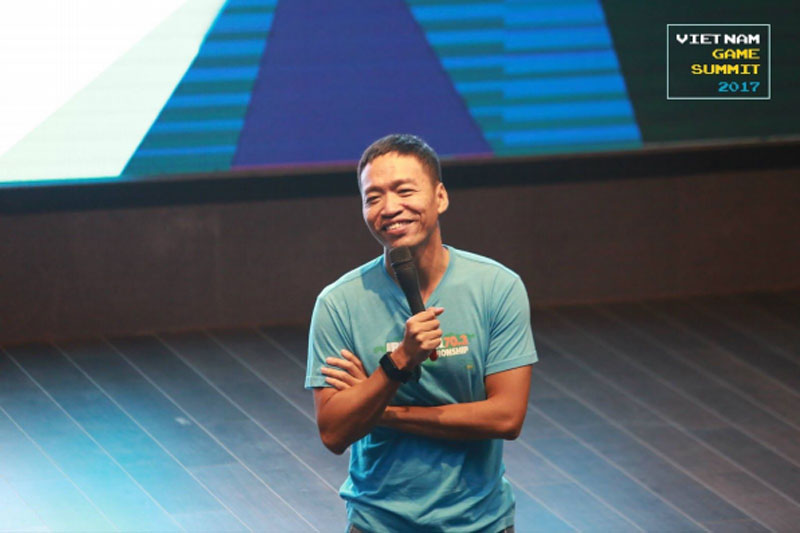  Ông Lê Hồng Minh - Giám đốc điều hành VNG trong bài phát biểu về Toàn cảnh thị trường game trong nước và quốc tế.